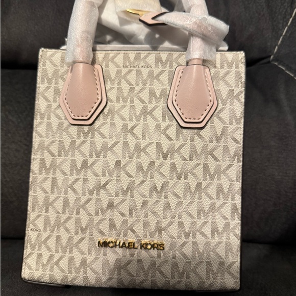 MK Michael Kors Detachable Straps Shoulder Bag - Picture 1 of 4